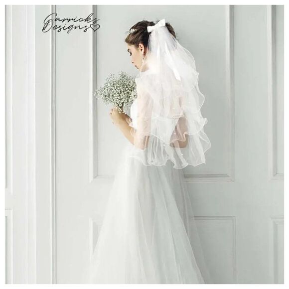 5 Layer Pearl Accents Elbow Bridal Wedding Veil With Satin Bow Comb White Veil main image 7